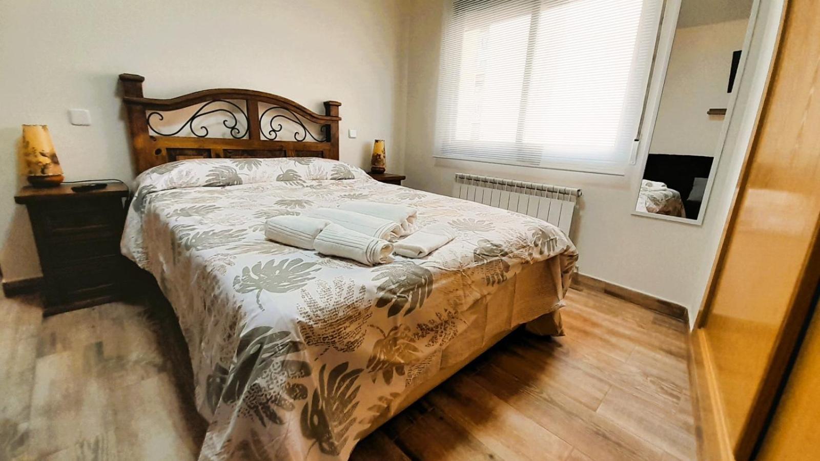 La Casona Apartment Serranillos Bagian luar foto