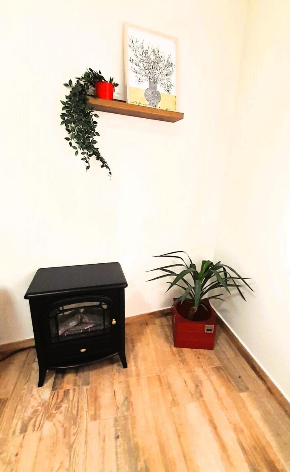 La Casona Apartment Serranillos Bagian luar foto