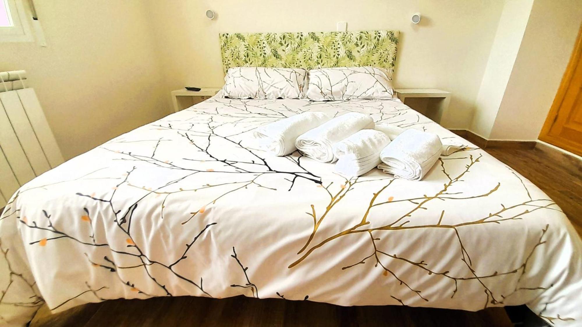 La Casona Apartment Serranillos Bagian luar foto