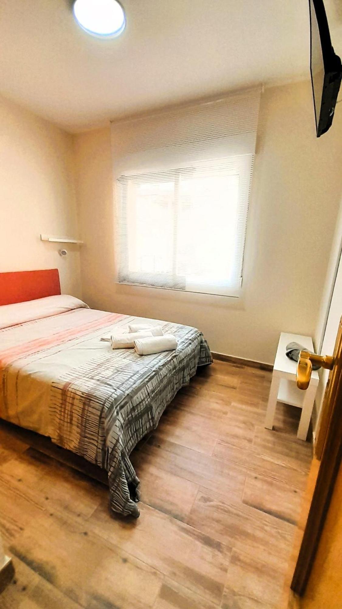 La Casona Apartment Serranillos Bagian luar foto